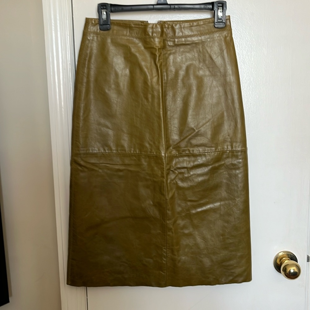 Gap - vintage olive green leather pencil skirt
